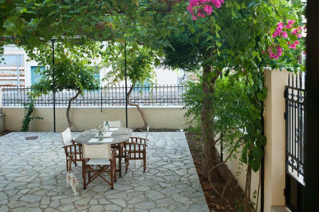 Elia Apartments Chrisso Delphi Exterior photo