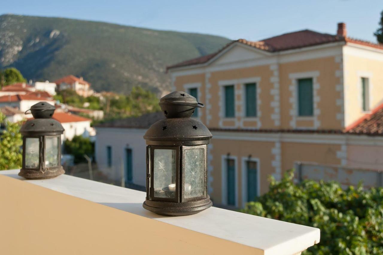 Elia Apartments Chrisso Delphi Exterior photo